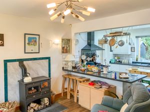 Photo 11- click for photo gallery